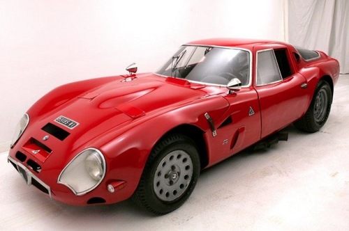 1965 Alfa Romeo TZ2 Competition FIA GT Berlinetta 1.jpg