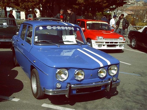 Renault 8 GORDINI.jpg
